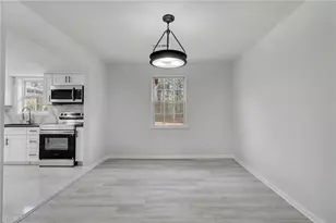 432 Rock Meadow Dr, Stone Mountain, GA 30088 - Photo 8