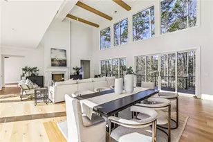 825 Kenry Ct, Atlanta, GA 30342 - Photo 10