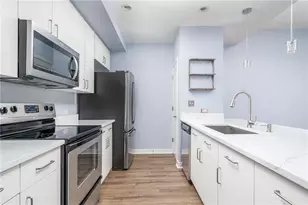 565 Peachtree Street NE, Atlanta, GA 30308 - Photo 4