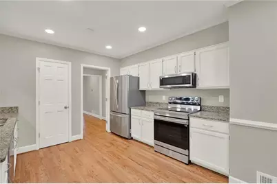 935 Lenox Hill Court NE, Atlanta, GA 30324 - Photo 14