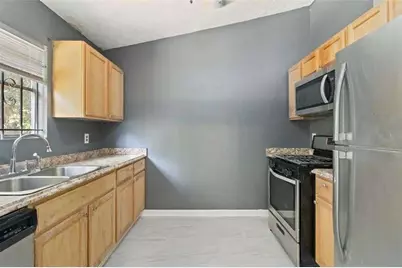 6925 Cainwood Drive, Atlanta, GA 30349 - Photo 6