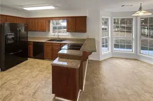 7 Barrington Ct, Sharpsburg, GA 30277 - Photo 6