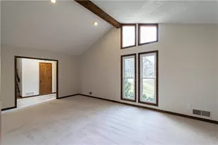 1985 Branch Valley Dr, Roswell, GA 30076 - Photo 6