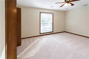 1985 Branch Valley Dr, Roswell, GA 30076 - Photo 30