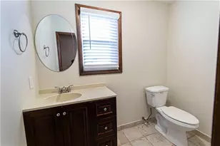 1985 Branch Valley Dr, Roswell, GA 30076 - Photo 18