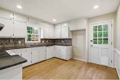 3257 Hembree Court, Marietta, GA 30062 - Photo 12