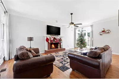 3800 Glen Ian Drive, Loganville, GA 30052 - Photo 4