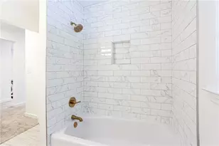 214 Indian Creek Dr, Monroe, GA 30655 - Photo 34