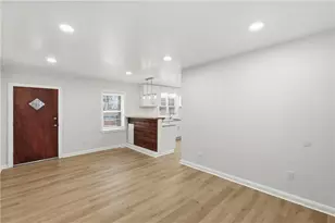 2281 Polar Rock Ave SW, Atlanta, GA 30315 - Photo 4