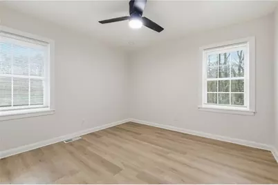 2281 Polar Rock Avenue SW, Atlanta, GA 30315 - Photo 14