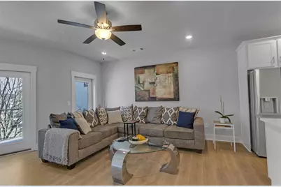 2030 Main Street #204, Atlanta, GA 30318 - Photo 4