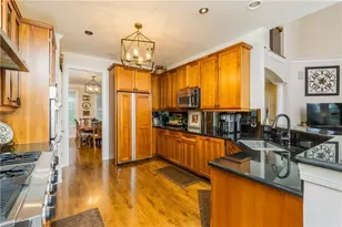 2819 Point Overlook, Gainesville, GA 30501 - Photo 16