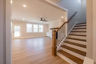 204 Knollwood Dr, Canton, GA 30015 - Photo 2