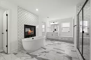 247 Clear Lk Pkwy, Hoschton, GA 30548 - Photo 18