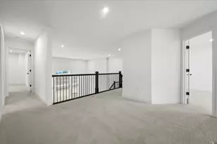 247 Clear Lk Pkwy, Hoschton, GA 30548 - Photo 24