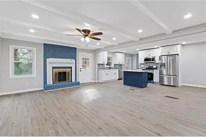 120 Kings Court, Lawrenceville, GA 30044 - Photo 4