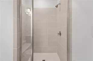 6529 Beacon Dr, Atlanta, GA 30328 - Photo 40