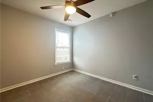 510 Heathgate Dr, Lawrenceville, GA 30044 - Photo 4