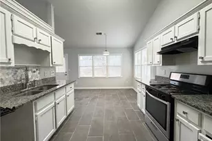 510 Heathgate Dr, Lawrenceville, GA 30044 - Photo 16