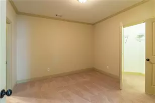 2050 Oak Grove Rd NE, Atlanta, GA 30345 - Photo 10