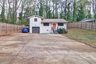 461 Meadowbrook Dr SE, Marietta, GA 30067 - Photo 2