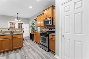1977 Longmont Dr, Lawrenceville, GA 30044 - Photo 16