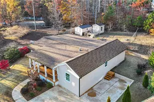 1362 Craig Dr, Sugar Hill, GA 30518 - Photo 2