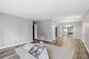 2007 Vicksburg Trail, Woodstock, GA 30189 - Photo 8