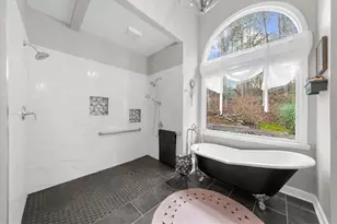 1847 Shaker Falls Ln, Lawrenceville, GA 30045 - Photo 8