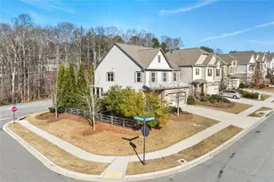 6496 Crosscreek Ln, Flowery Branch, GA 30542 - Photo 6