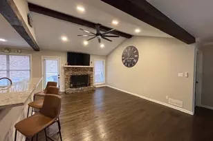 3318 Banks Mountain Dr, Gainesville, GA 30506 - Photo 4