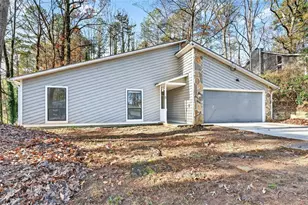 561 Pebble Creek Dr, Norcross, GA 30093 - Photo 4