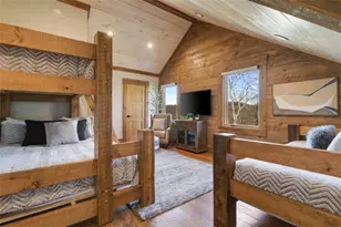 226 Round Top Rd, Mineral Bluff, GA 30559 - Photo 10