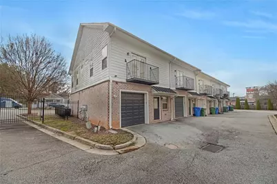 2042 Bolton Road NW, Atlanta, GA 30318 - Photo 26