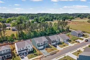 110 Cherry Gln Wy, Euharlee, GA 30145 - Photo 2