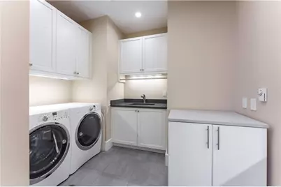 3376 Peachtree Road NE #35A, Atlanta, GA 30326 - Photo 8