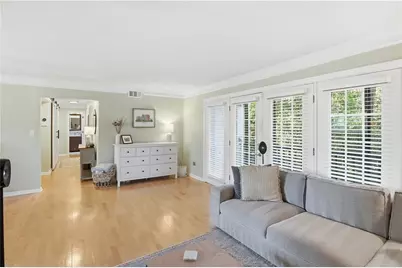 311 Peachtree Hills Avenue NE #7B, Atlanta, GA 30305 - Photo 8