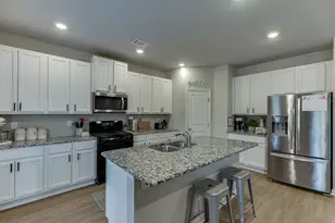 206 Auburn Crossing Dr, Auburn, GA 30011 - Photo 6