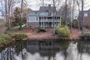 2169 Glenmore Ln, Snellville, GA 30078 - Photo 2