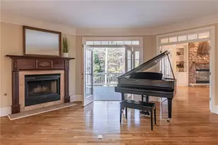 2169 Glenmore Ln, Snellville, GA 30078 - Photo 12