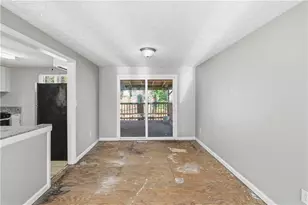 330 Hembree Forest Cir, Roswell, GA 30076 - Photo 8