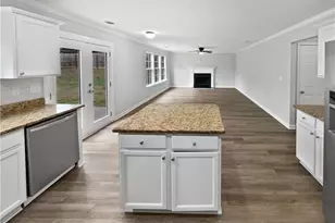 1668 Jesse Cronic Ct, Braselton, GA 30517 - Photo 12