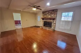 172 Middlesex Ln NW, Marietta, GA 30064 - Photo 6