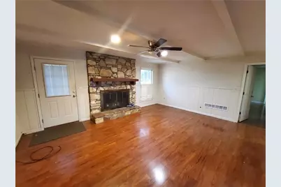 172 Middlesex Lane NW, Marietta, GA 30064 - Photo 4