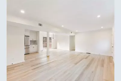 930 Woodbridge Drive NE, Conyers, GA 30012 - Photo 8