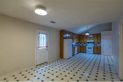 585 Cowan Road, Covington, GA 30016 - Photo 10