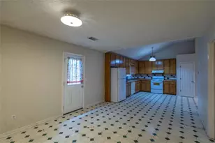 585 Cowan Rd, Covington, GA 30016 - Photo 10