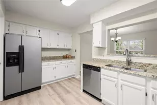 6057 Coventry Cir, Alpharetta, GA 30004 - Photo 16