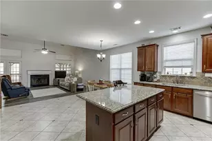 1822 Madrid Falls Dr, Braselton, GA 30517 - Photo 10