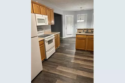 2460 Huntington Drive, Loganville, GA 30052 - Photo 6